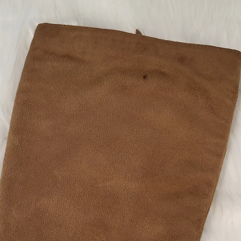 CUTE Suede boots! - Picture 6 of 12